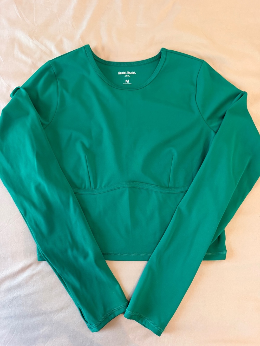 Social Threads Emerald Green Long-Sleeve Cropped Tee